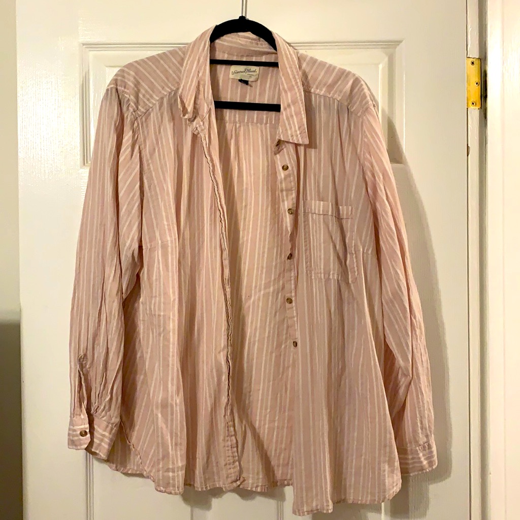 Universal Thread Light Weight Pink Button Down